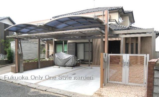 強風に耐えるハイグレードカーポート Only One Style garden(福岡県北九州市)©八重洲技建